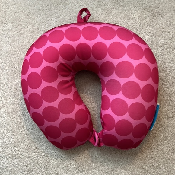 Flight 001 Travel Pillow - Picture 1 of 3